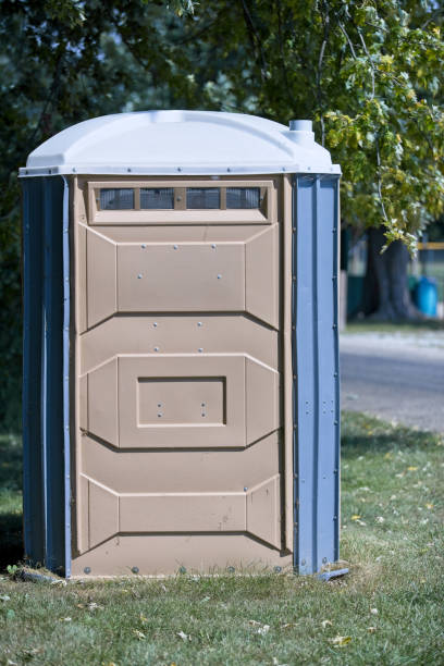 Best Porta potty rental near me  in Lake Park, IA