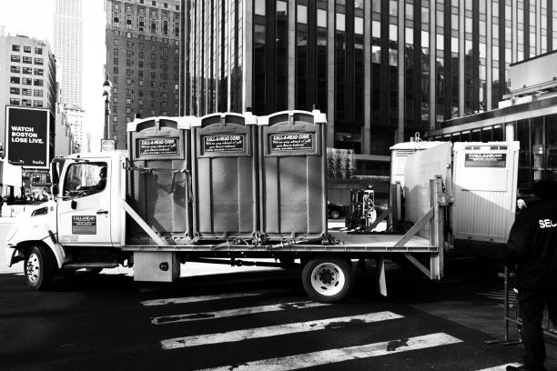 Best Luxury portable toilet rental  in Lake Park, IA